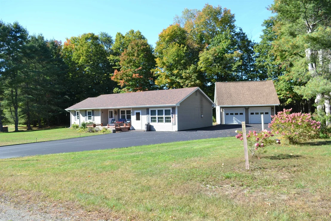 Photo of 108 Morin