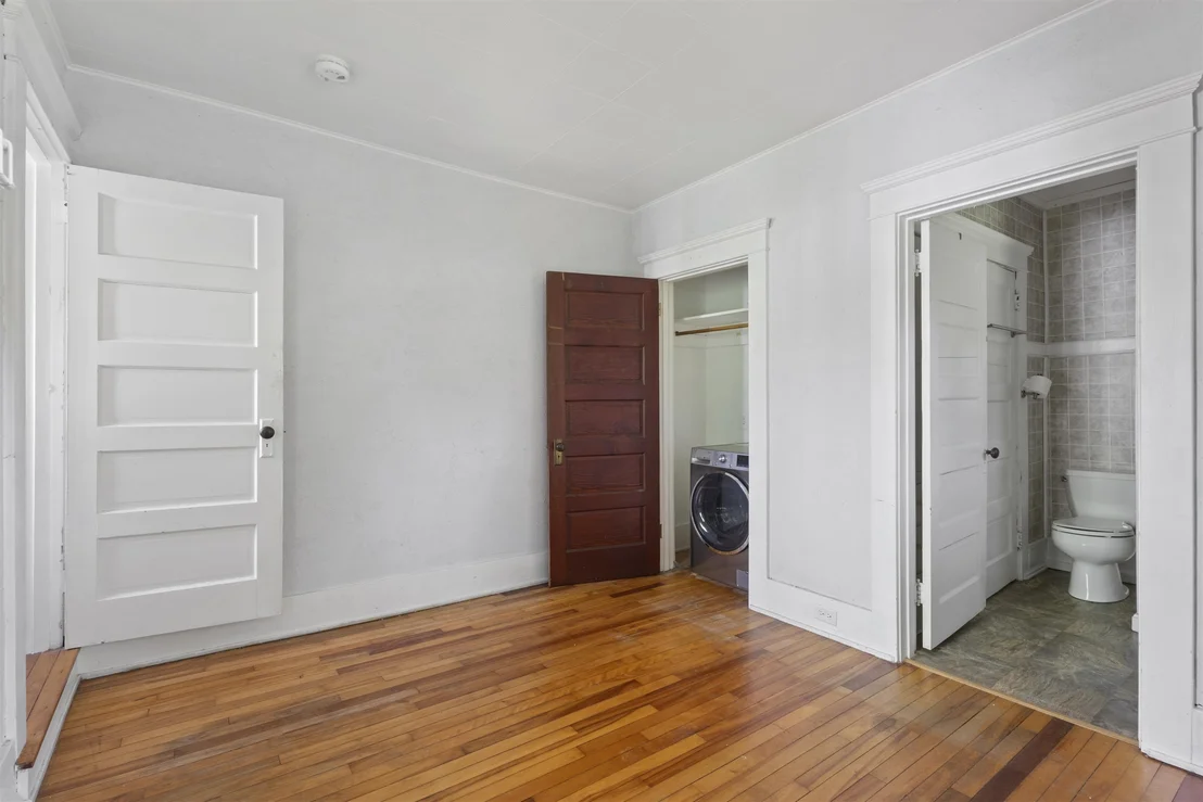 Photo of 11 Prospect