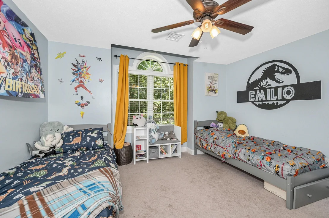 Photo of 7 Oak Ridge