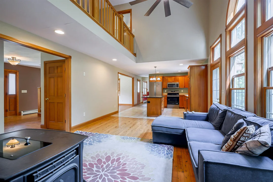 Photo of 53 Buzzell Hill