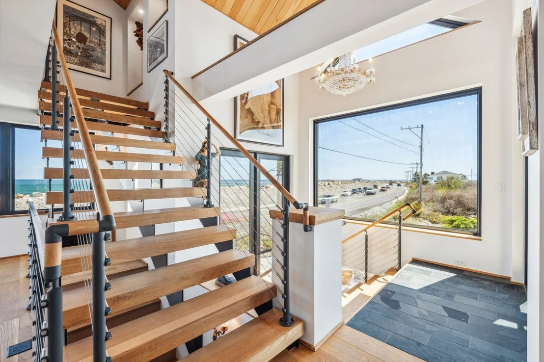 Photo of 1681 Ocean
