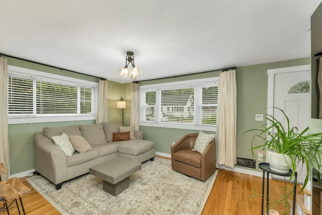 Photo of 3 Maplewood