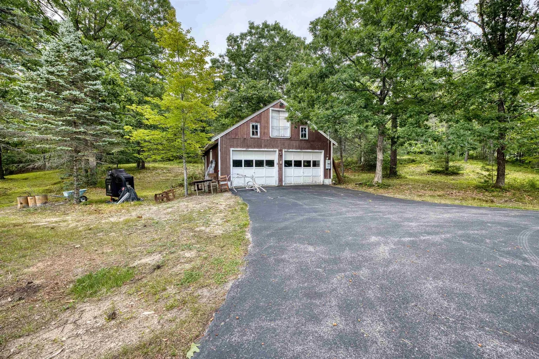 Photo of 463 Huckins
