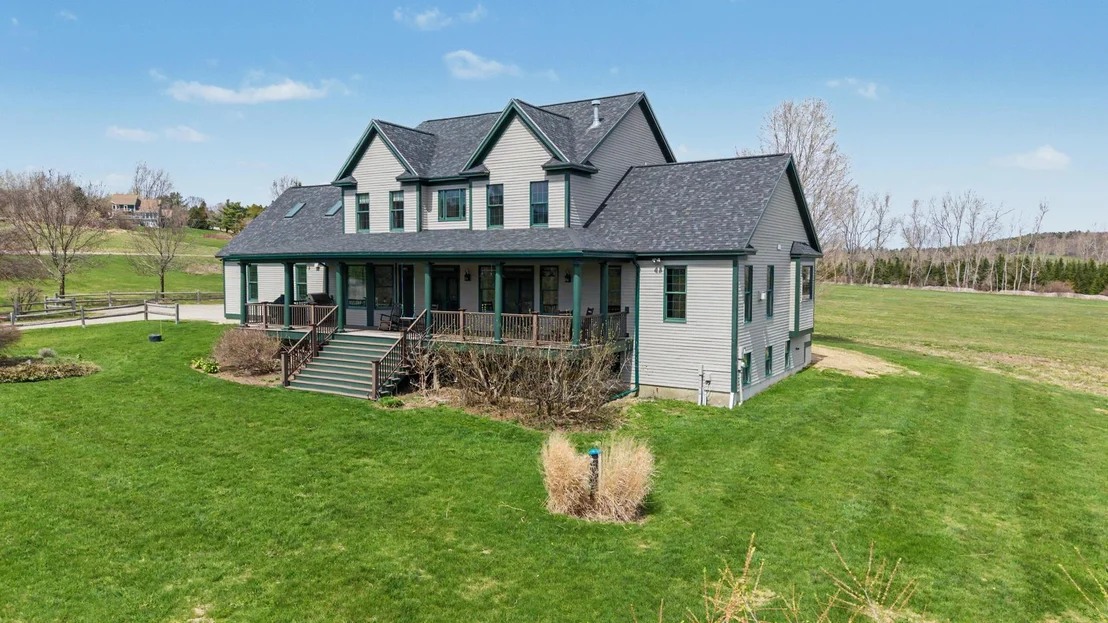 Photo of 4517 Oak Hill