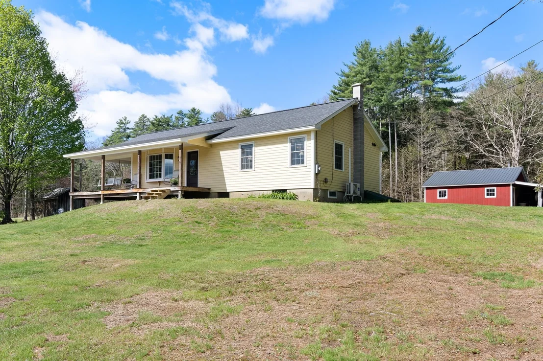 Photo of 88 Dummerston Station