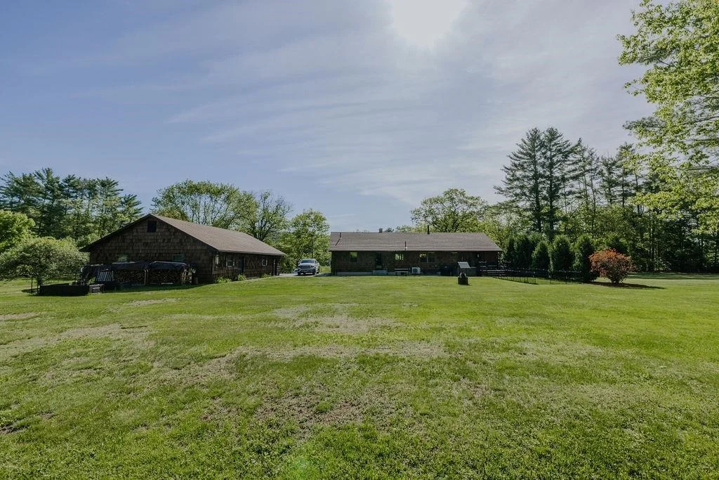 Photo of 266 W Surry