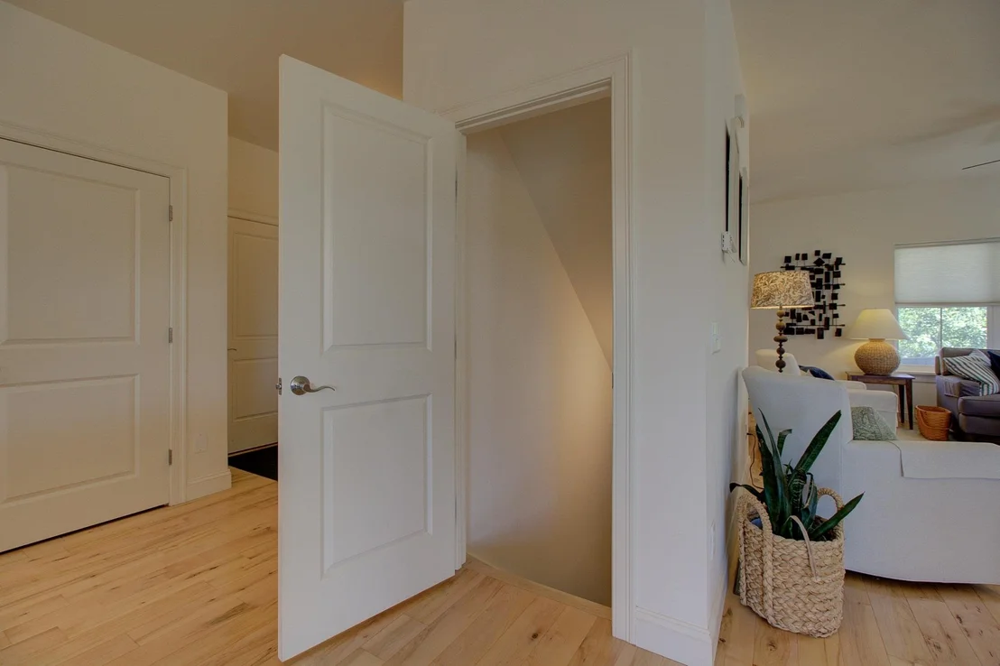 Photo of 307 Rye