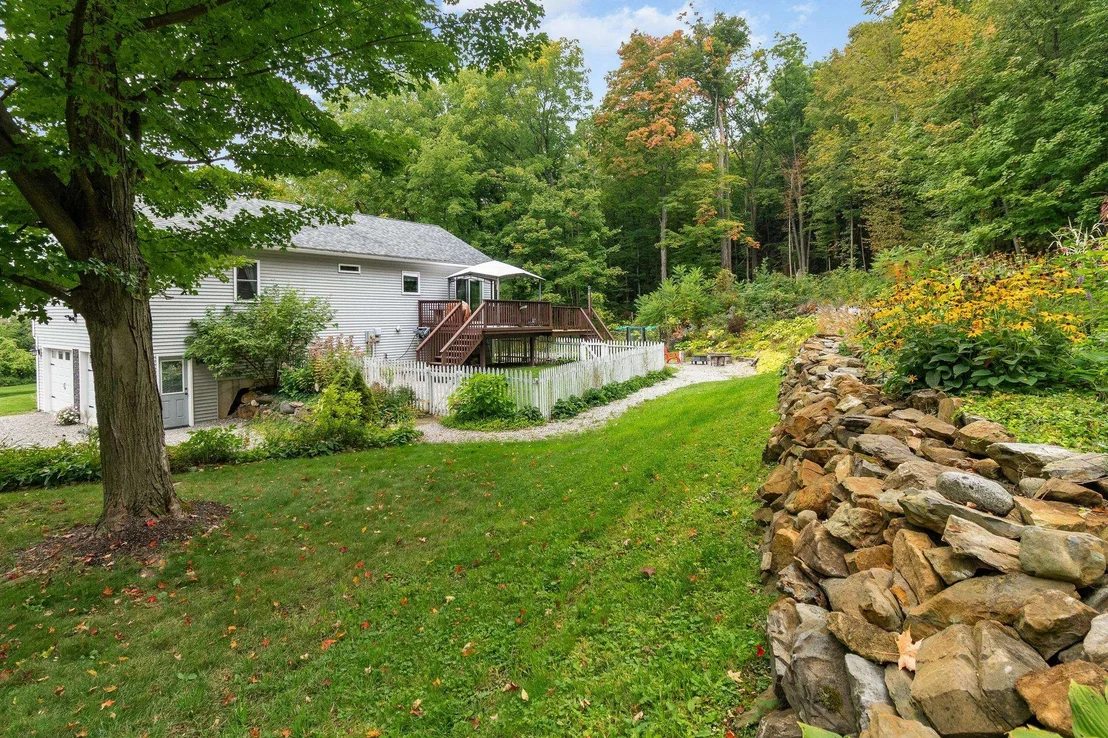 Photo of 387 St. Albans