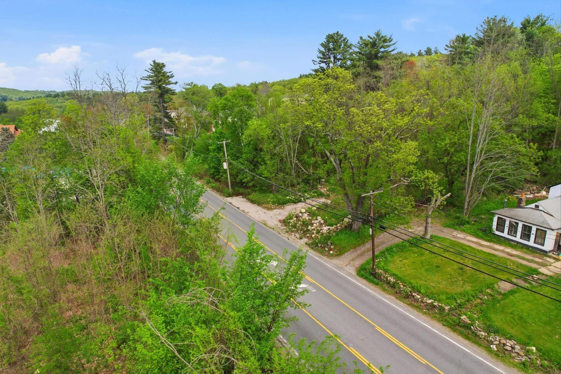 Photo of 1143 Hooksett