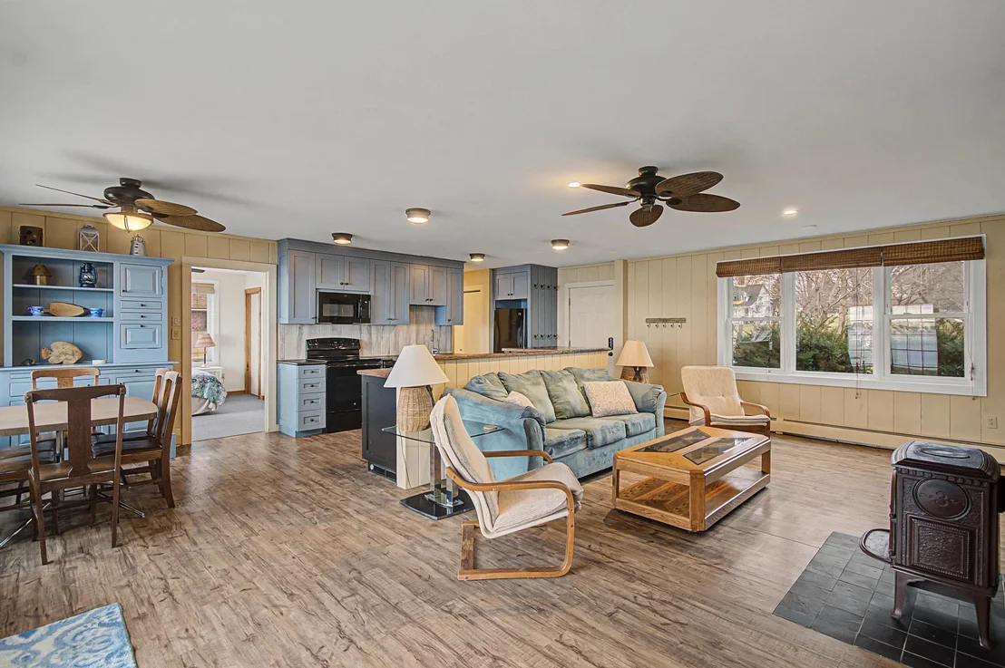 Photo of 87 Jayview