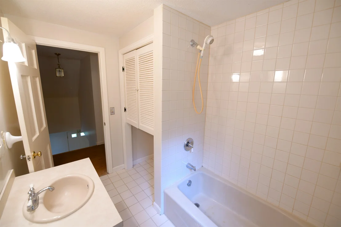 Photo of 228 Yantz Hill