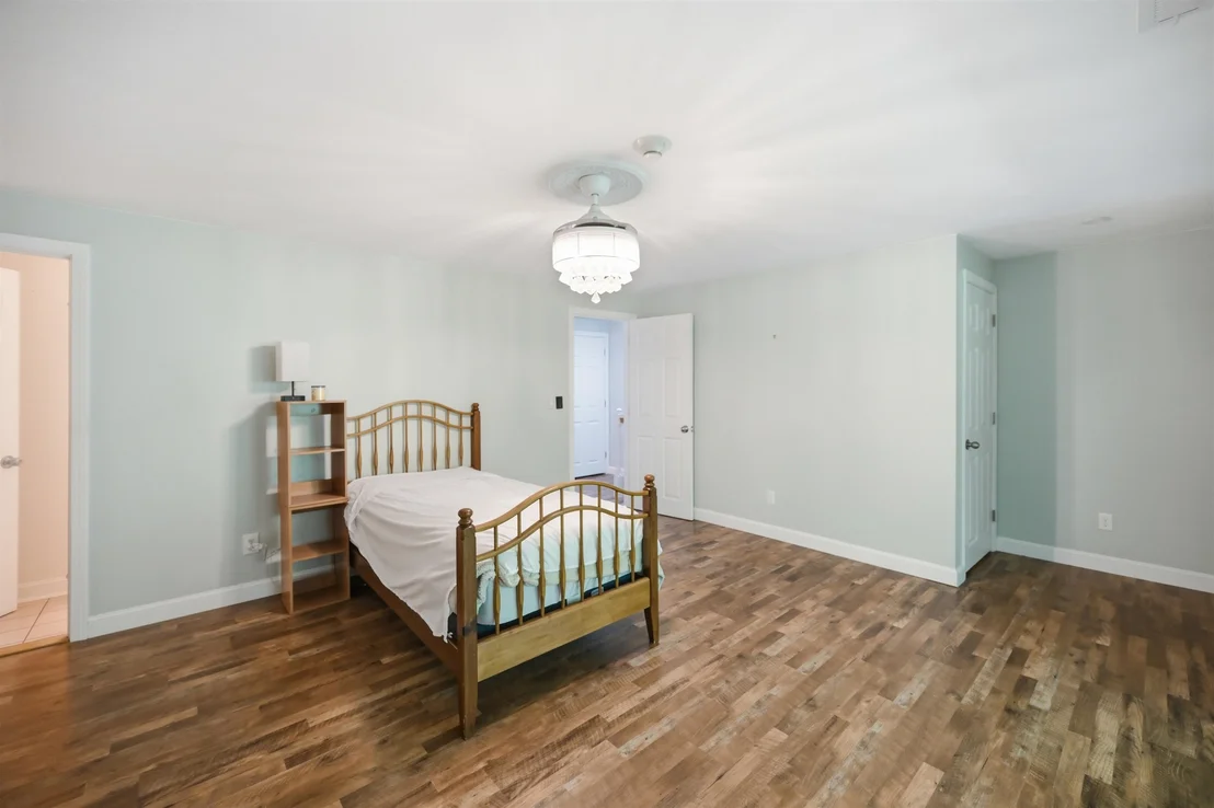 Photo of 10 Hampton Towne