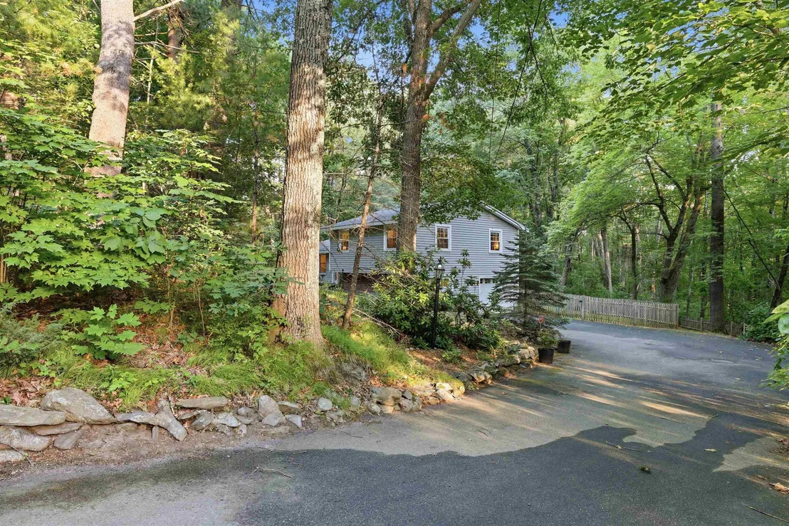 Photo of 65 Londonderry