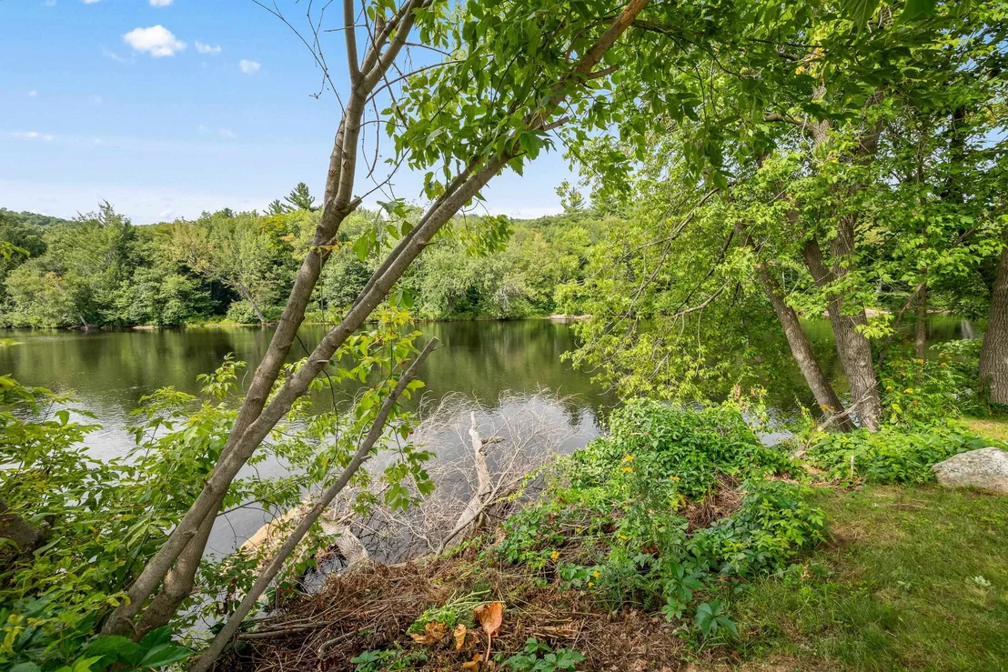 Photo of 18 Corbin