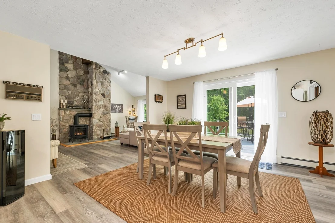 Photo of 52 Meadow