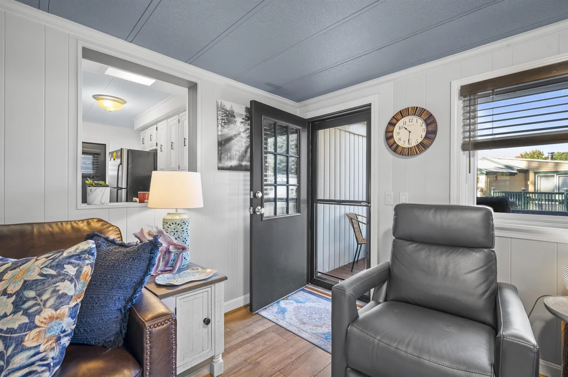 Photo of 14 Hickory