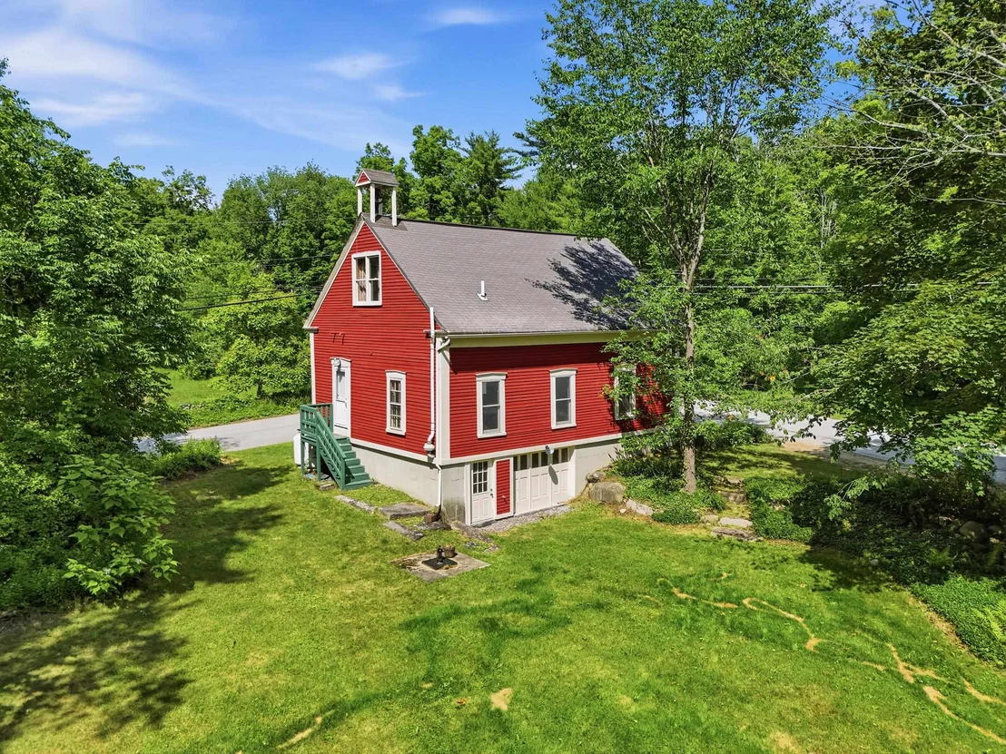 Photo of 60 Old Deerfield