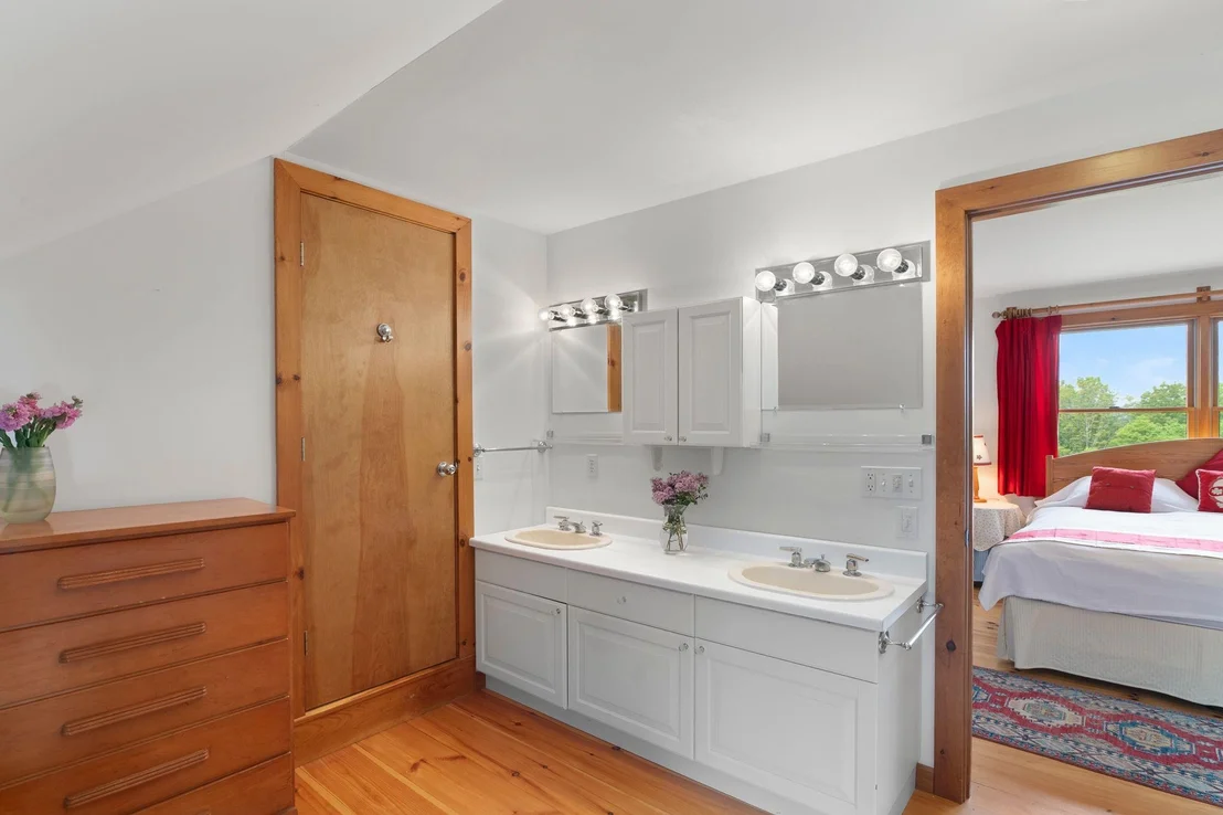 Photo of 104 Juniper Ridge