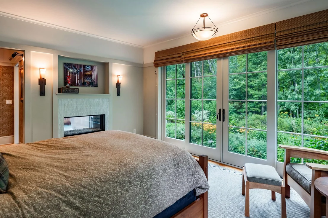 Photo of 422 Shagbark