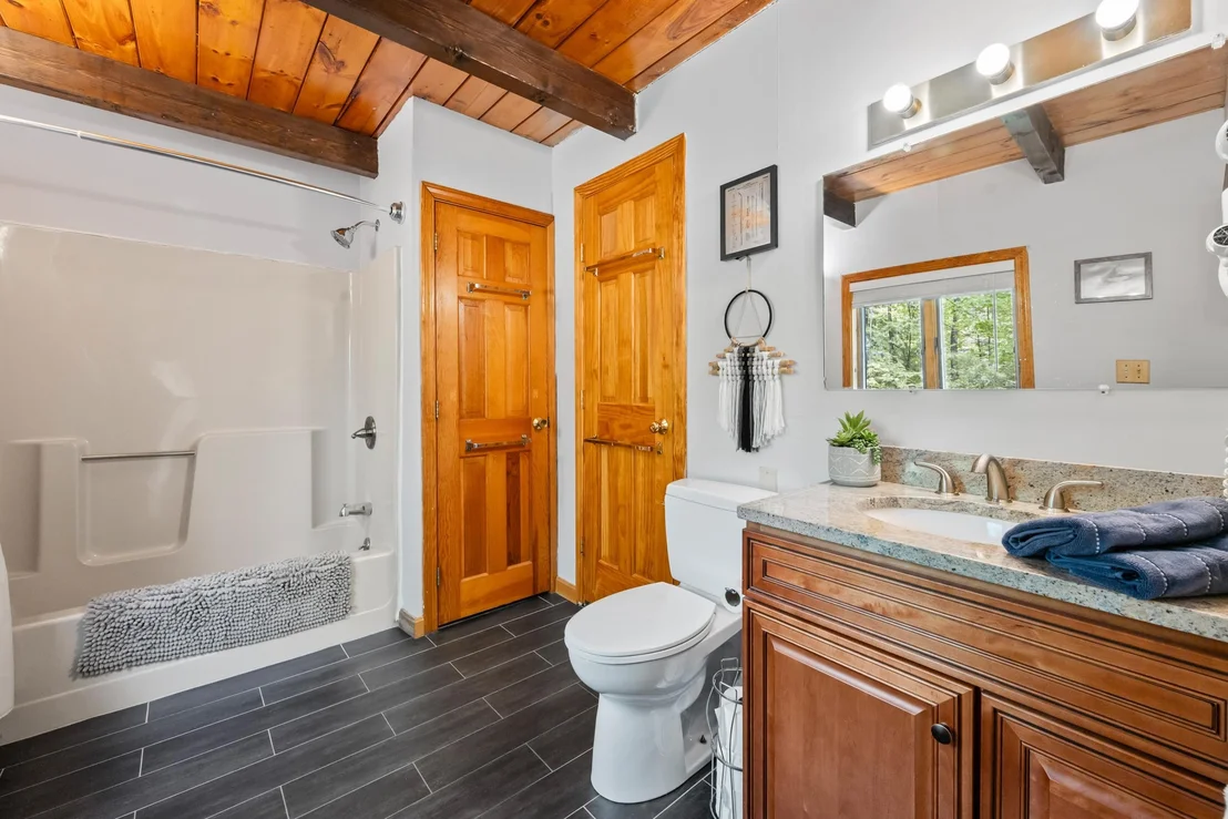Photo of 275 Glen Ledge