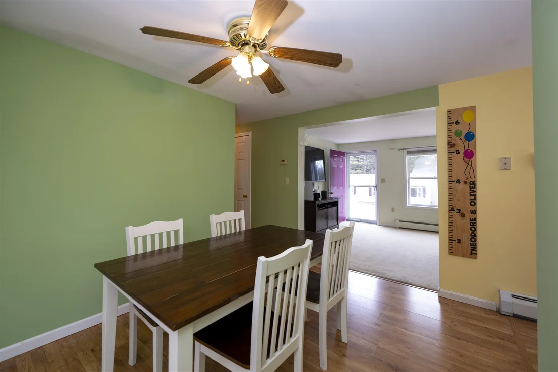 Photo of 401 Colonial