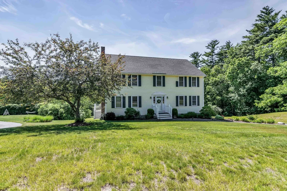 Photo of 11 Nutfield