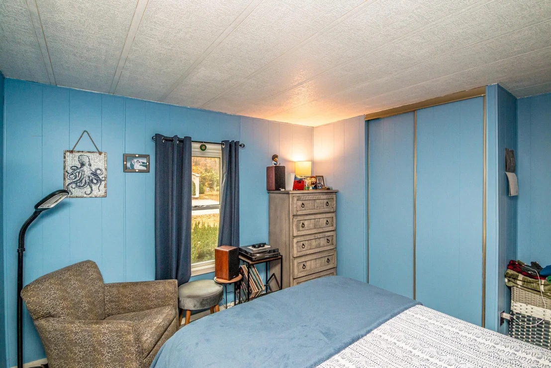 Photo of 357 Lamplighters