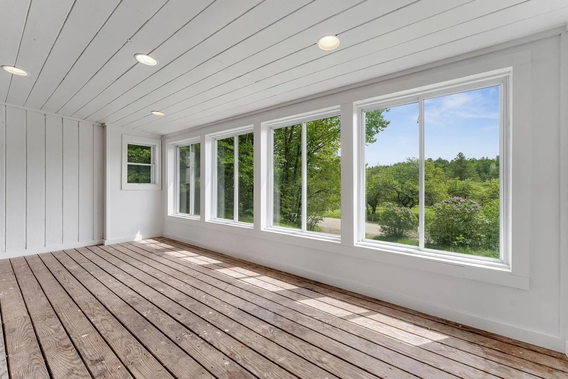 Photo of 387 Foote Brook
