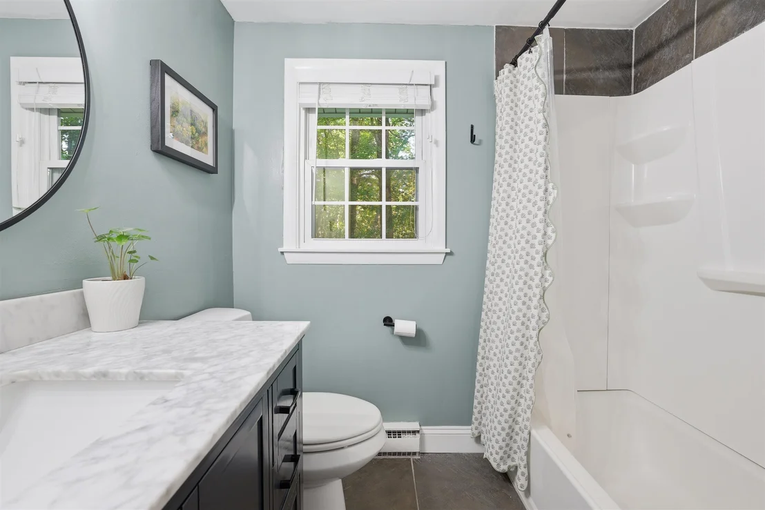 Photo of 65 Londonderry