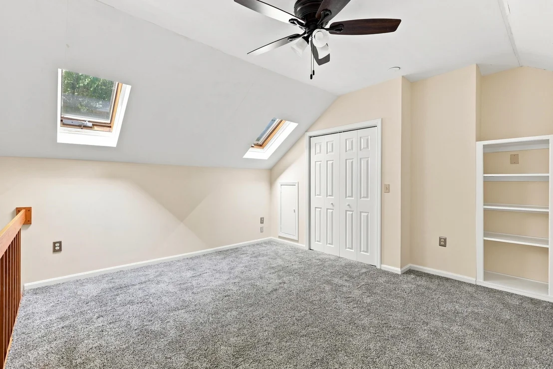 Photo of Unit 214 at 1465 Hooksett