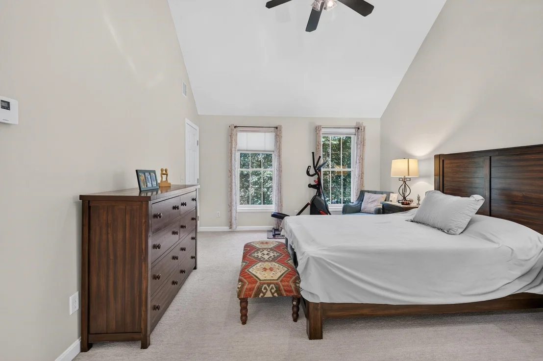Photo of 14 Holton