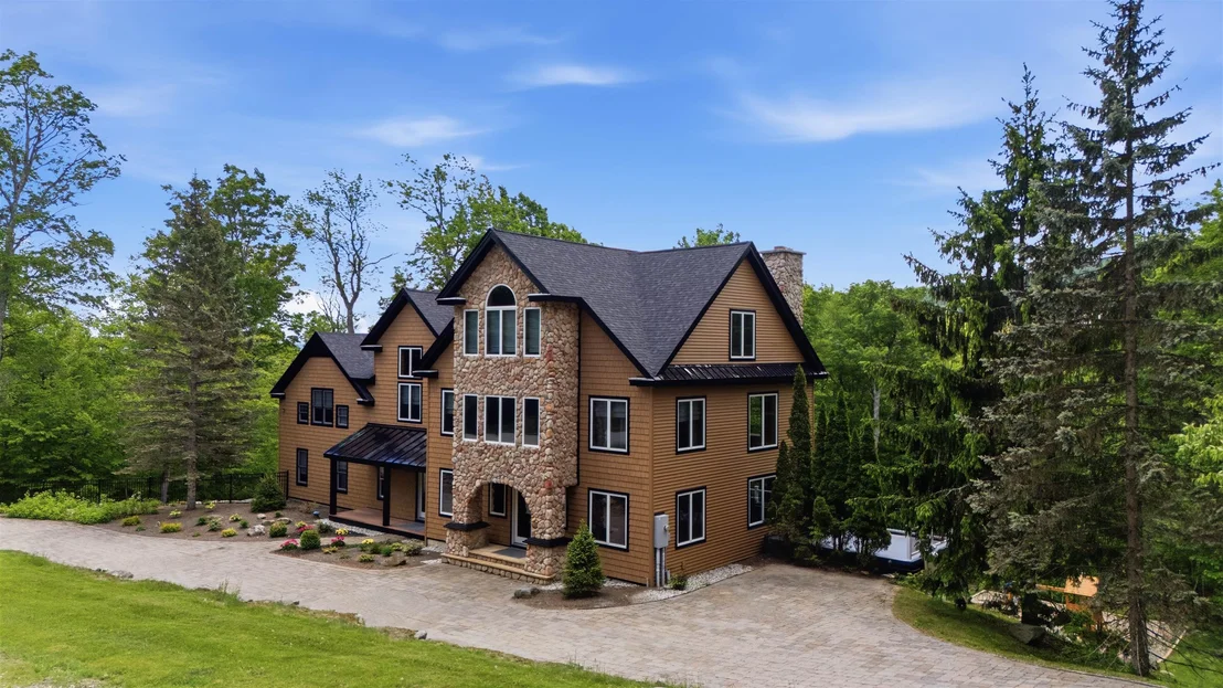 Photo of 27 Mountain View