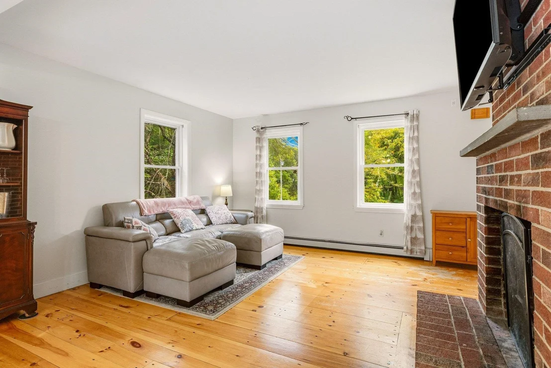 Photo of 34 Crestview