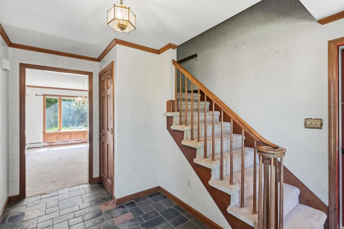 Photo of 1572 Skyline