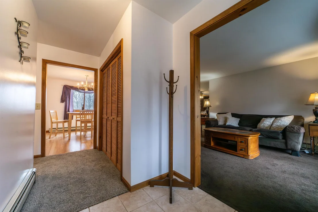 Photo of 450 Upper Birch