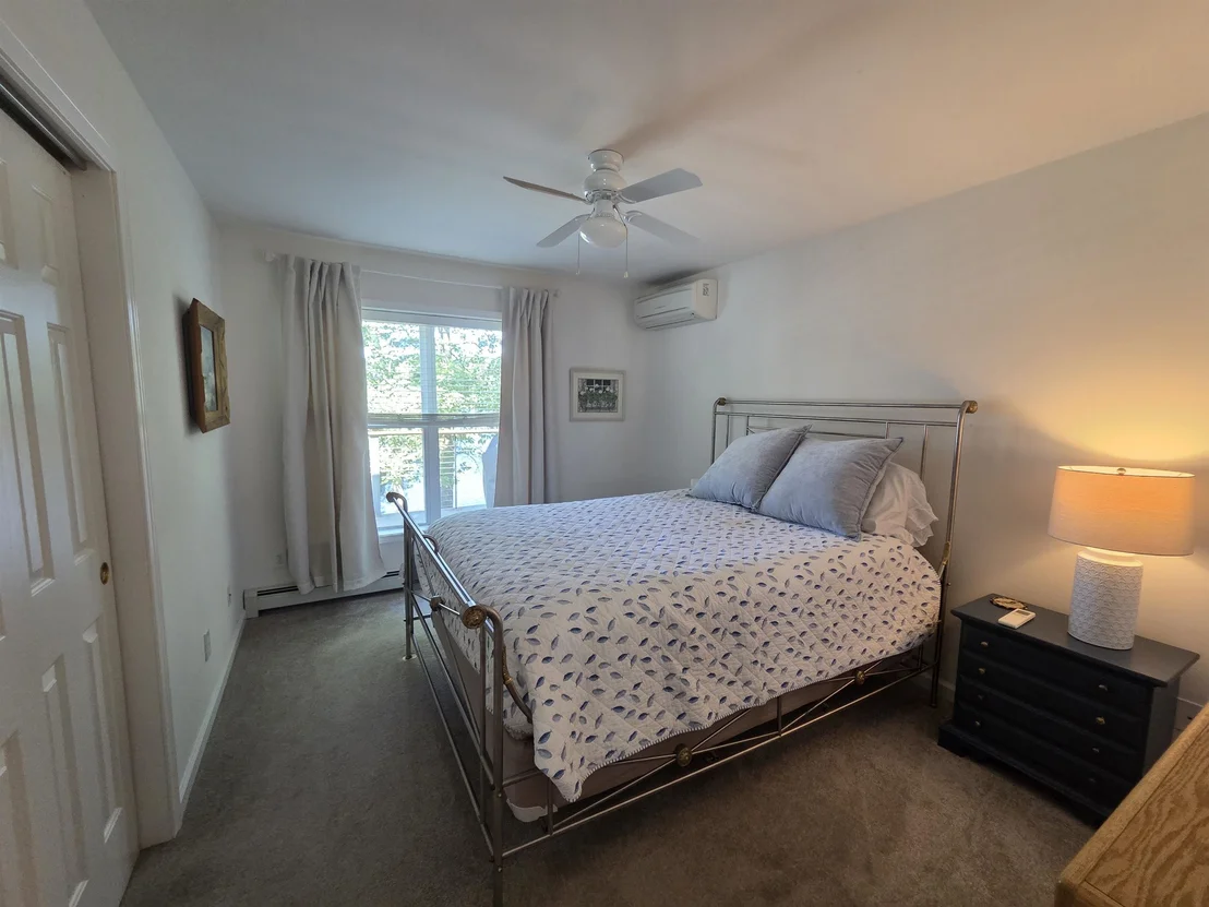 Photo of 70 Hawley