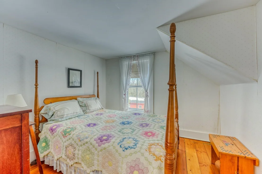 Photo of 249 Mountain View