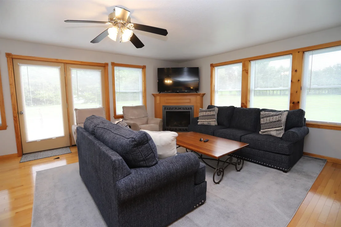 Photo of 348 Whispering Pines