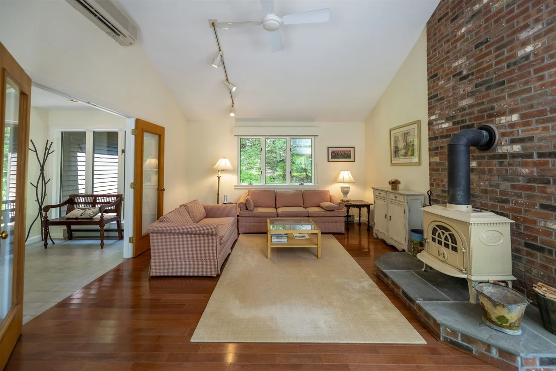 Photo of 1020 Baker Turn