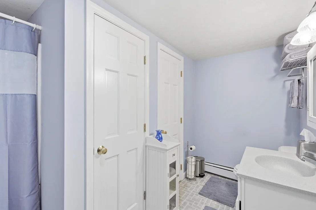 Photo of 19 Tamarack