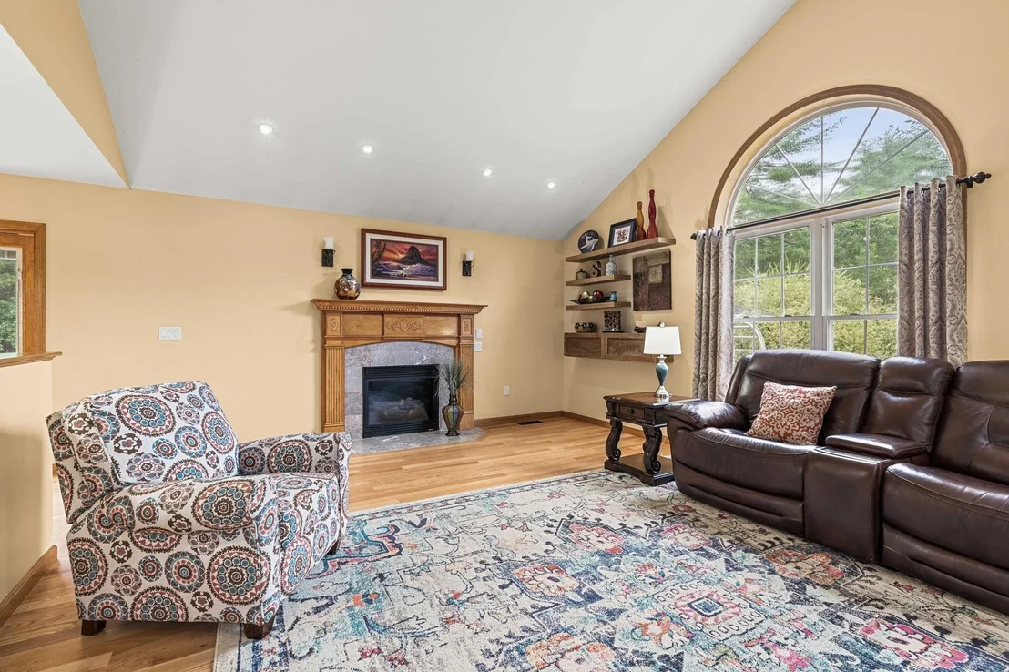 Photo of 52 Oak Hill
