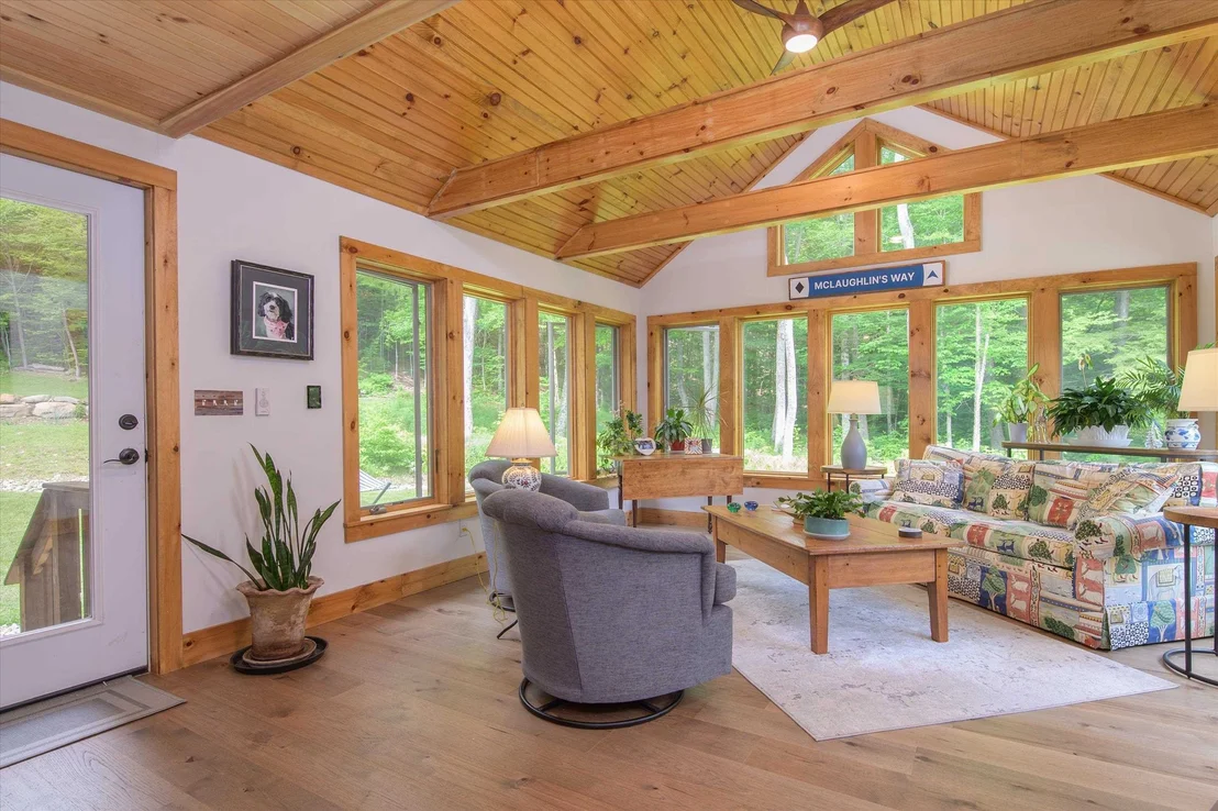 Photo of 566 Patch Hill