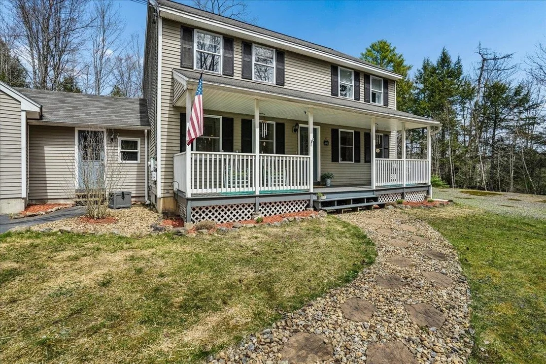 Photo of 74 Hilliard