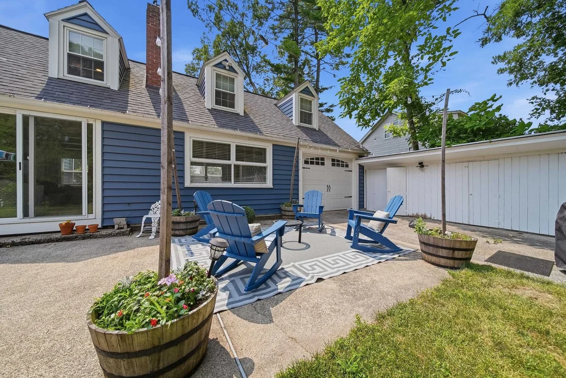 Photo of 27 Baker