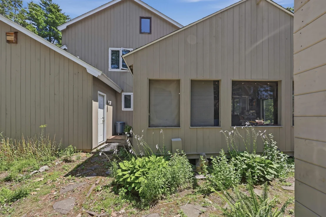 Photo of 10 Evergreen