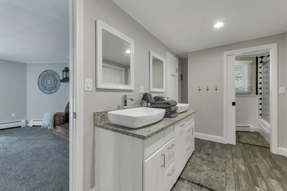 Photo of 71 Winona