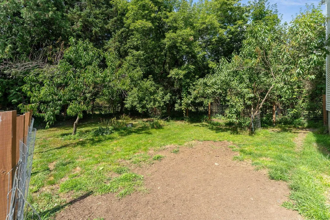 Photo of 276 Central