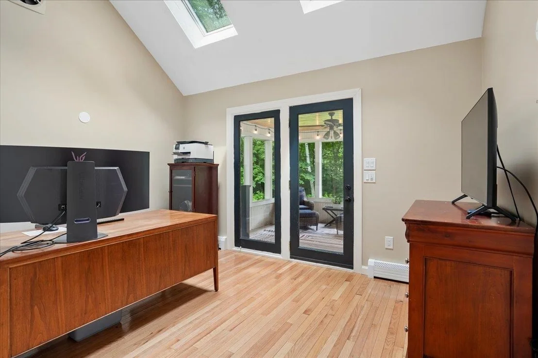 Photo of 72 Oakmont