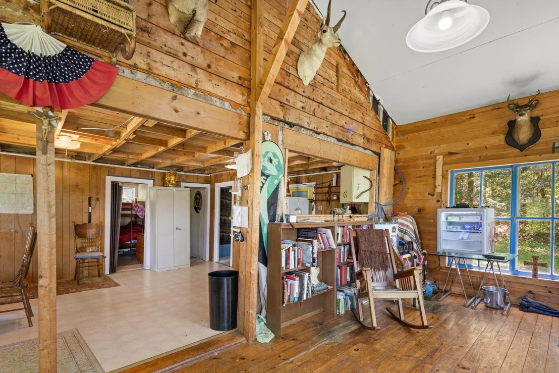 Photo of 333 Backshore