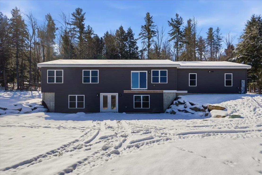 Photo of 1074 Williamson